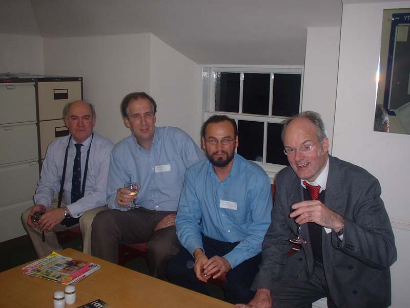 ru05-03.jpg - Ricky Demarco's old art class room with Mike Casey, Maurice Dougan, Roman Miedzybrodzki and Richard Acomb. Did we really manage to fit 30 pupils in there?